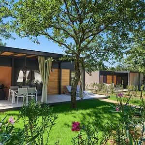 Park Umag Mobile Homes 4*, Karigador Chorvatsko